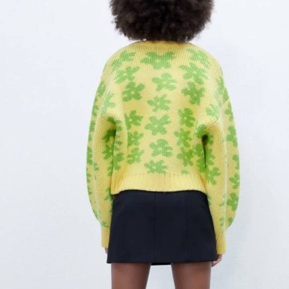 Zara Floral Jacquard Knit Cardigan NWT - Picture 5 of 8